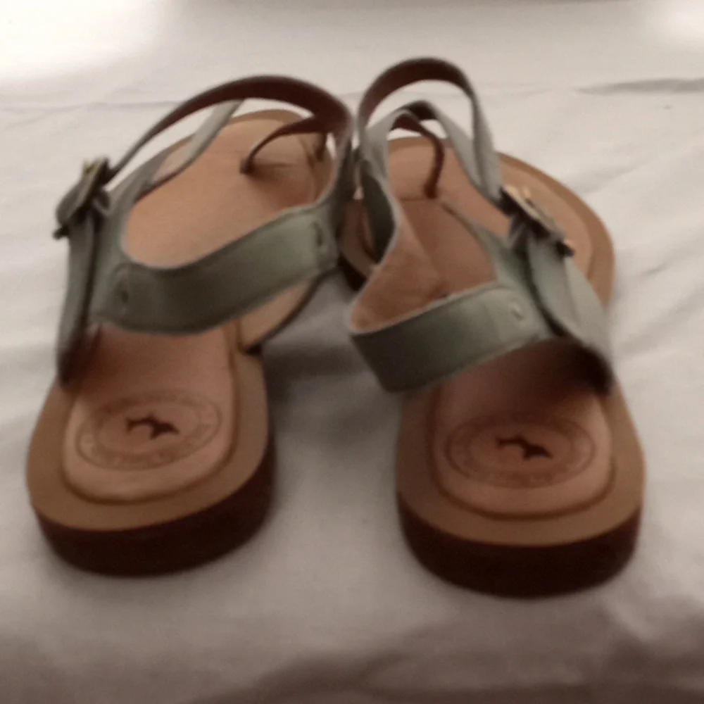 GEE'WAWA Handmade Green Leather Sandals, size 7 - Picture 3 of 7